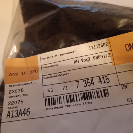 (GYÁRI ÚJ) BMW Ütkoző X1 F48