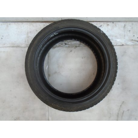 [HASZNÁLT] NOKIAN - WR SHOWPROOF P (téli) - 245/40R19  98V ,  dot: 4021 / 9mm 
