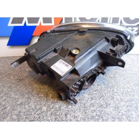 [GYÁRI HASZNÁLT] MINI - LED fényszóró - F60 - BAL oldali 