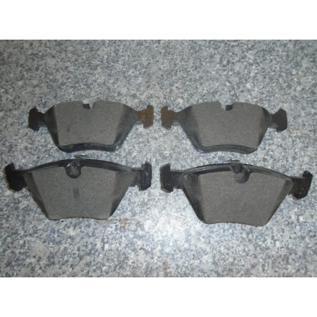 [GYÁRI ÚJ] BMW - FÉKBETÉT SZETT - E39 | 520i-523i , 535i |