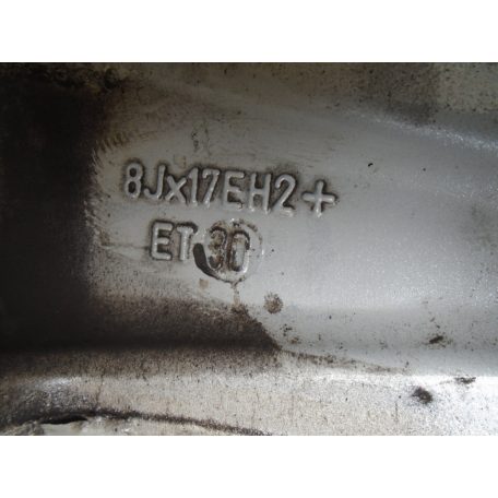 [UTÁNGYÁRTOTT HASZNÁLT] RIAL alufelni szett BMW - (F25-höz) / 225/60R17 - 103H  Michelin Lattitude Alpin Téli gumi - dot: 3017 - 5,2mm