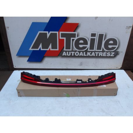 [GYÁRI BONTOTT] AUDI HÁTSÓ KÖZÉPSŐ LÁMPA (LED) | E-TRON Sportsback/ Quattro | 4KE-945-095-E