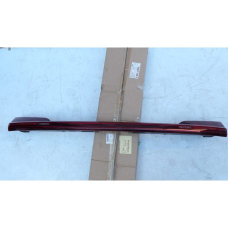 [GYÁRI BONTOTT] AUDI HÁTSÓ KÖZÉPSŐ LÁMPA (LED) | E-TRON Sportsback/ Quattro | 4KE-945-095-E