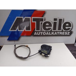   (GYÁRI HASZNÁLT) BMW Csomagtérfedél-zár működtetőegysége 7-es F01+LCI / 7-es F02+LCI / 7-es F04 Hybrid