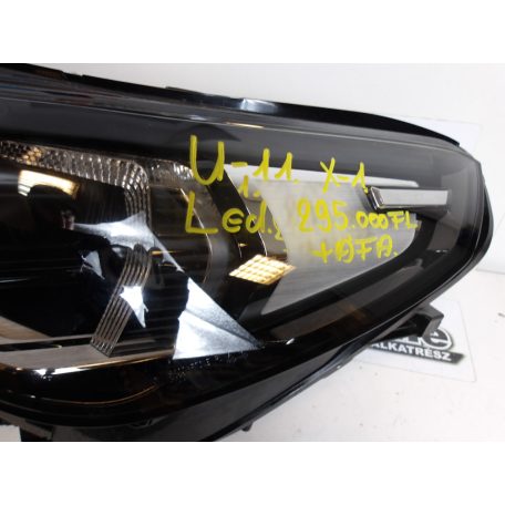 ÁR/DB [GYÁRI BONTOTT] BMW U11/X1 LED FÉNYSZÓRÓ JOBB OLDALI