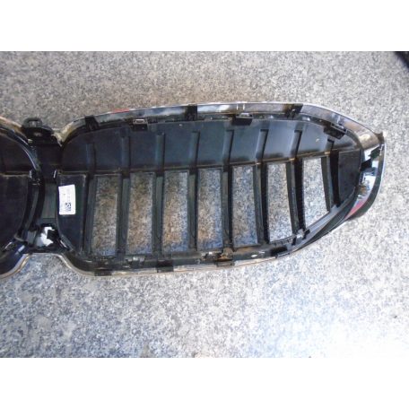 [GYÁRI HASZNÁLT] BMW - Vese , Hűtőrács , grill  3-as / G20 ; G21 Basis