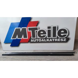   (GYÁRI ÚJ) BMW Díszléc  jobb hátsó ajtóra 1-es sorozat E87+LCI 